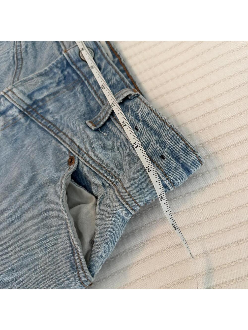 Abercrombie & Fitch Curve Love High Rise 90s Relaxed Jean Medium Front Yoke 29 - Picture 6 of 9